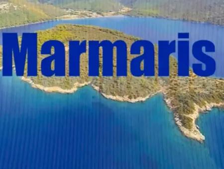 Die Zum Verkauf Stehende Insel Im Golf Von Gökova Im Bezirk Marmaris Hat Eine Grundstücksfläche Von 365000M2 Und Es Befindet Sich Ein Eingetragenes Haus Darin.