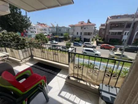 Marmaris Center 3 Rooms 1 Living Room Kitchen 140M2 Arakat Apartment For Sale Very Close To The Sea