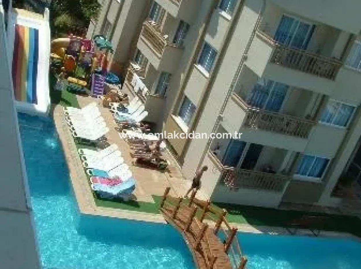 Marmaris Merkezinde Satılık 33 Odalı Apart Otel