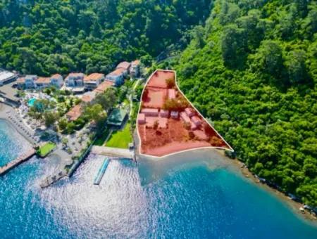 Marmaris Adaköy Mevkiinde Deniz Kenarı Özel Mülk